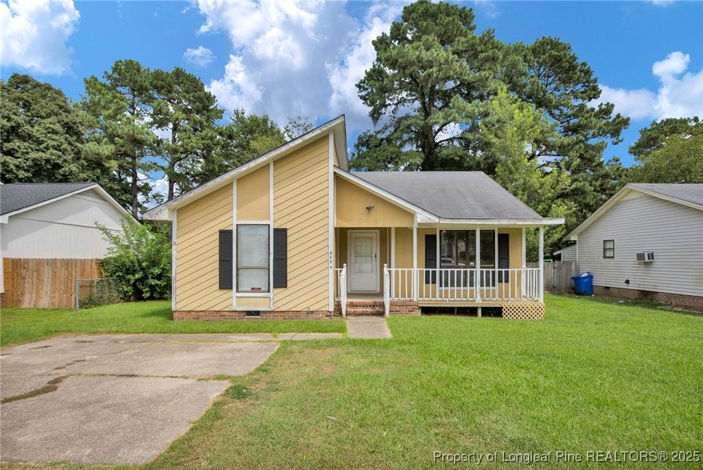 Photo of 6854 Kizer Drive, Fayetteville, NC 28314 (MLS # 752047)