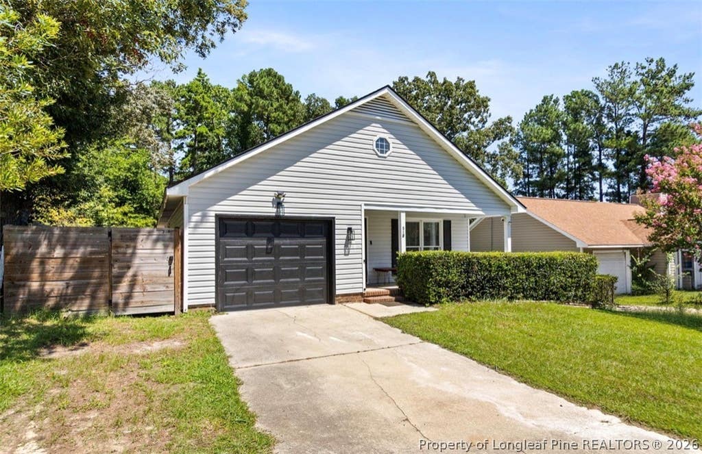 Photo of 512 Andover Road, Fayetteville, NC 28311 (MLS # 767900)