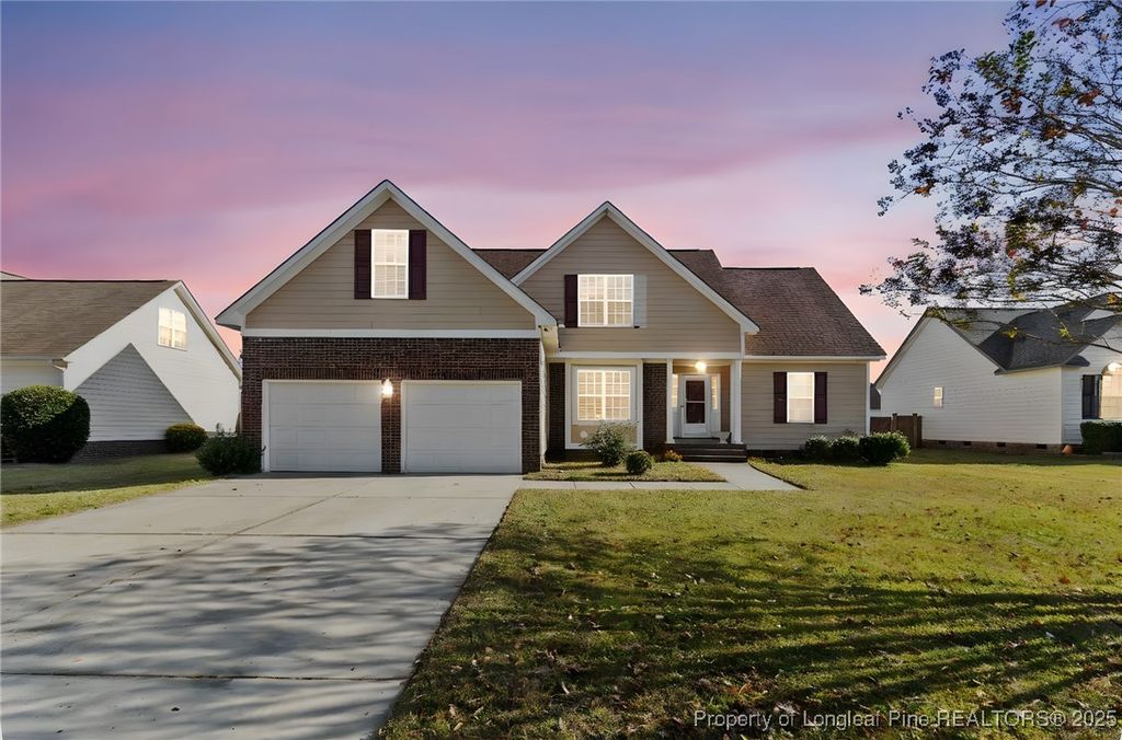 Photo of 5925 Blue Sky Lane, Hope Mills, NC 28348 (MLS # 753302)
