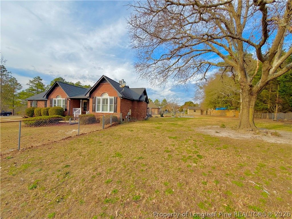 Photo of 5120 Spruce Street, Hope Mills, NC 28348 (MLS # 758098)