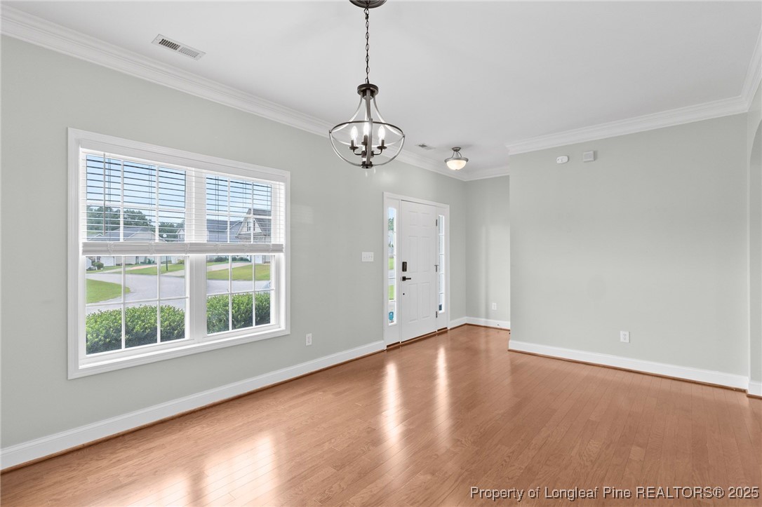 8821 Looking Glass Road