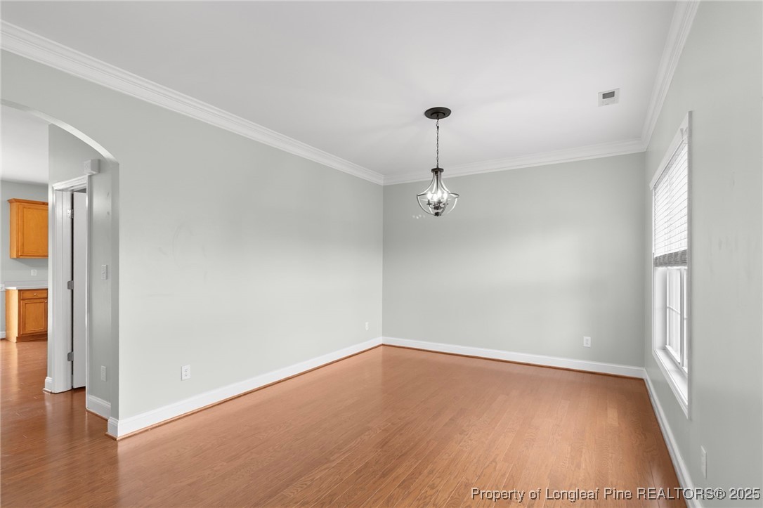 8821 Looking Glass Road