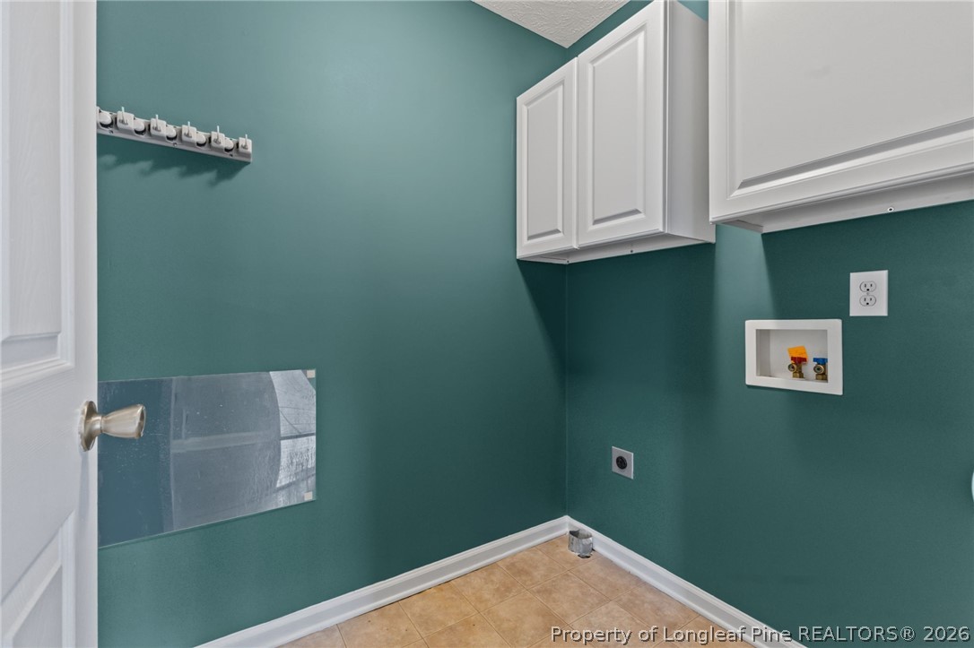 8337 English Saddle Drive