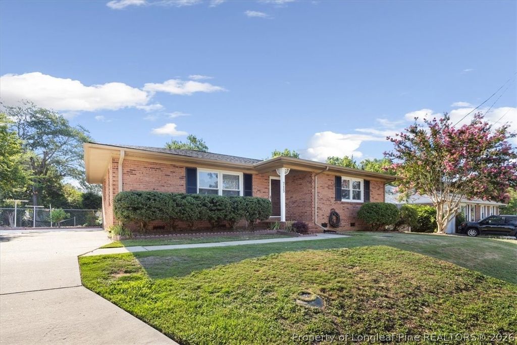 Photo of 713 Glensford Drive, Fayetteville, NC 28314 (MLS # 765311)