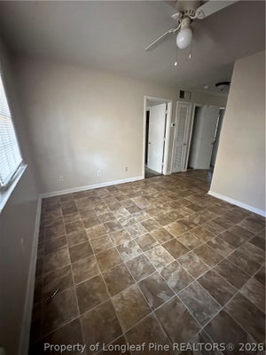 2122 MALLOY ST APT 5, FAYETTEVILLE, NC 28305 - Image 43fbe4a40450e7eec0762b8a97fa4c20/4248534492