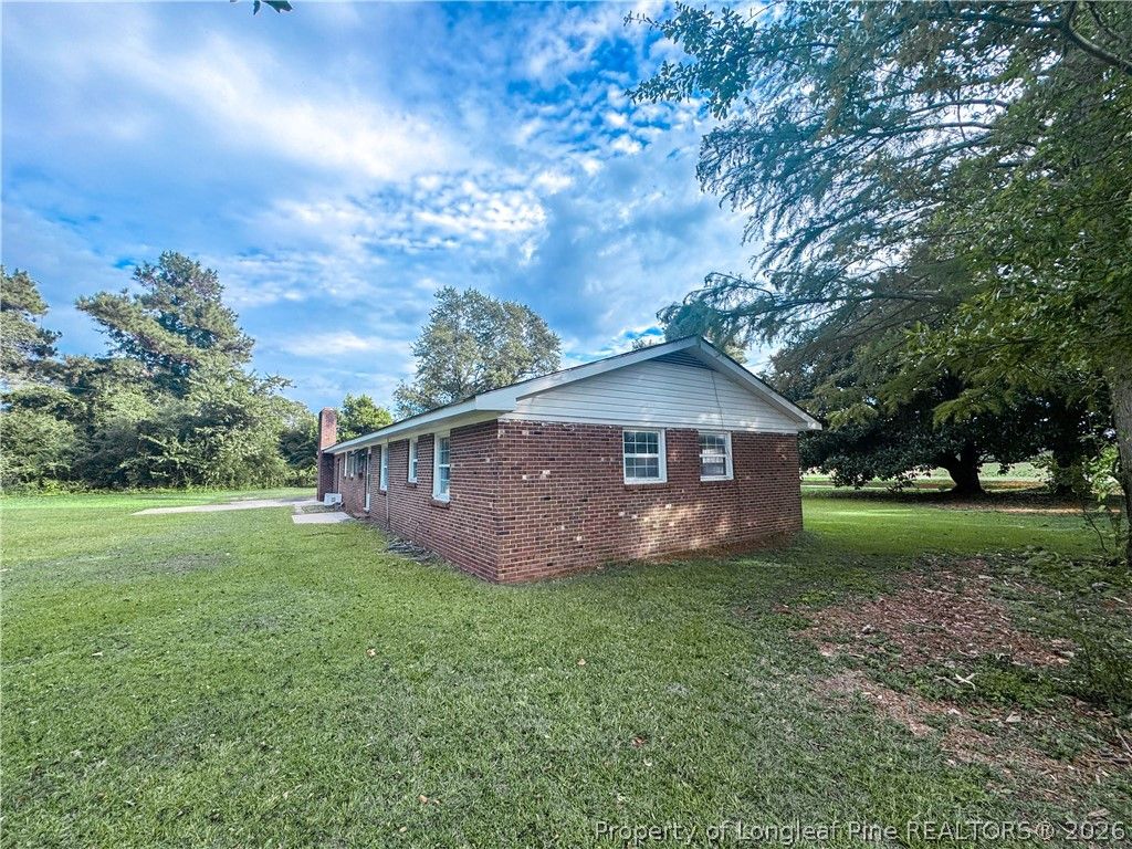 Photo of 332 Rainier Drive, Fayetteville, NC 28314 (MLS # 760063)