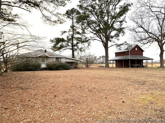 209 BEAR LN, LUMBERTON, NC 28360 - Image 44ca8f2a1ab5705c41a604ed491f438d/2777361036