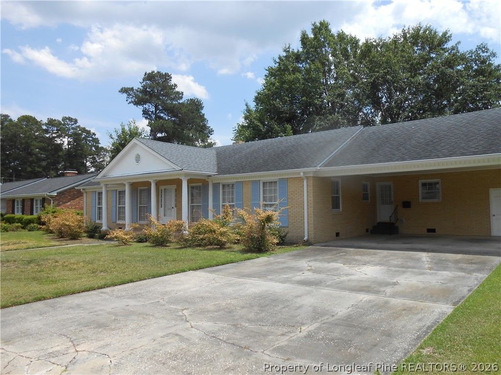 Photo of 305 W 32 Street, Lumberton, NC 28358 (MLS # 764313)