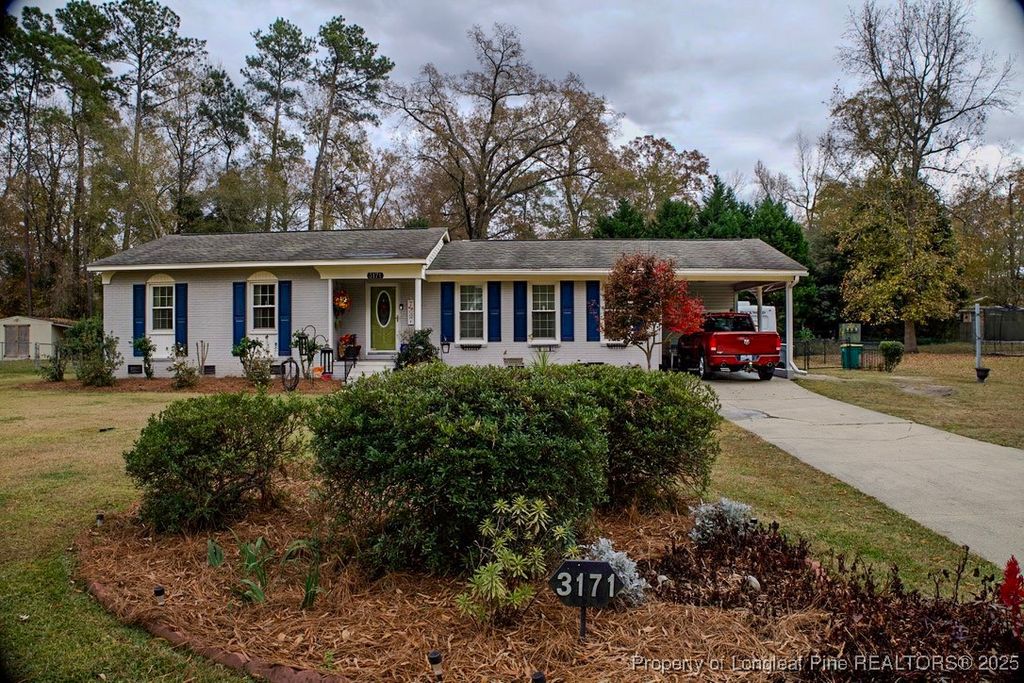 Photo of 3171 Westminister Road, Lumberton, NC 28360 (MLS # 753927)