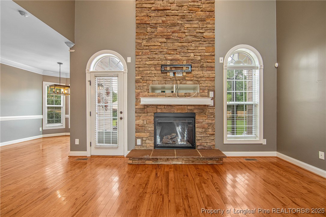 2713 Crestridge Court