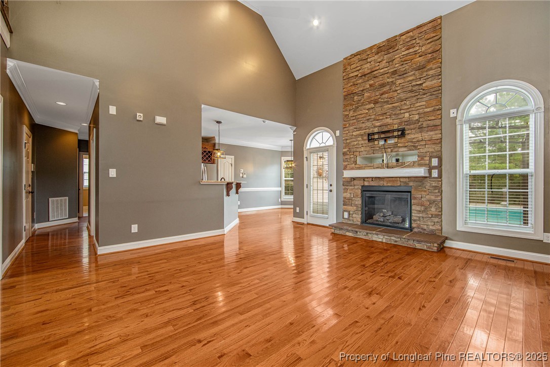 2713 Crestridge Court
