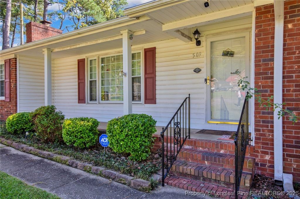 Photo of 509 Dashland Drive, Fayetteville, NC 28303 (MLS # 754857)