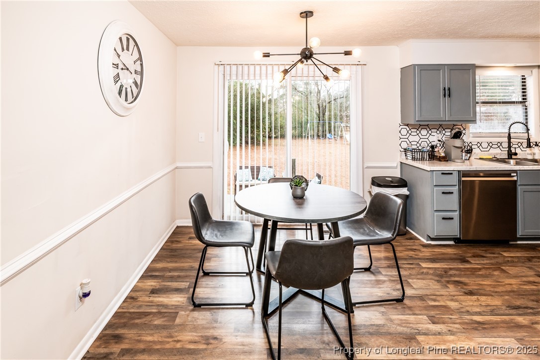 Fayetteville, North Carolina 28304, United States, 3 Bedrooms Bedrooms, ,2 BathroomsBathrooms,Residential,Pending,6968