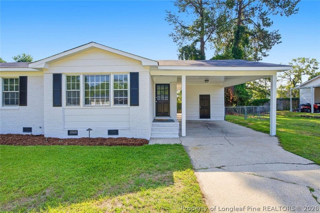 Photo of 4703 Quaker Court, Hope Mills, NC 28348 (MLS # 766340)