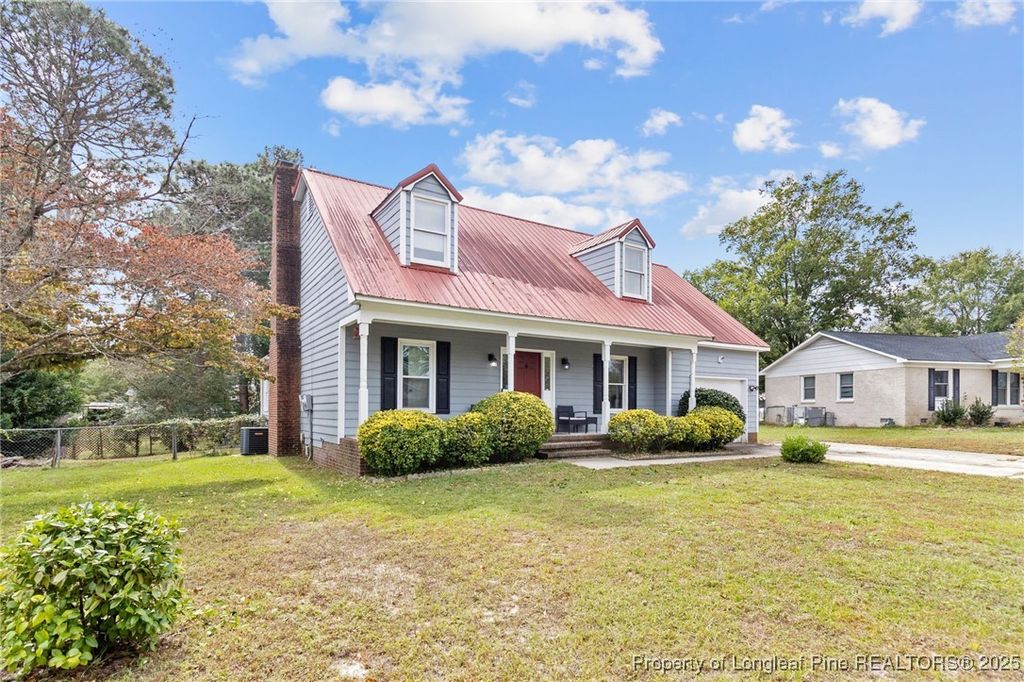 Photo of 2079 Birchcreft Drive, Fayetteville, NC 28304 (MLS # 751873)