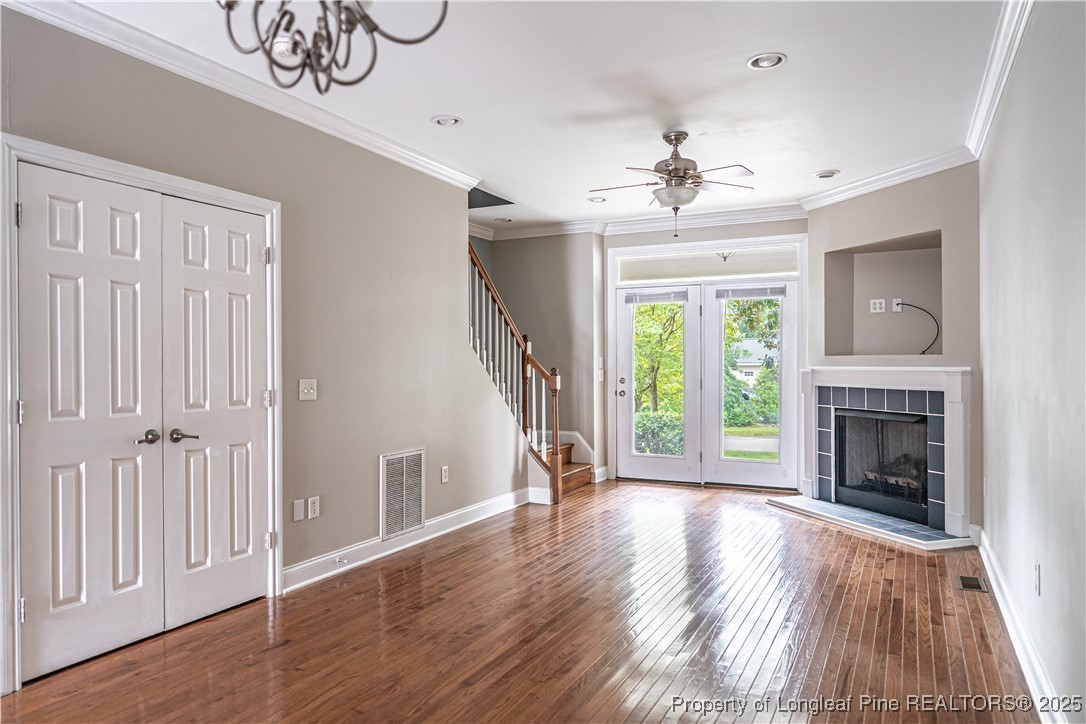 250 E Delaware Avenue