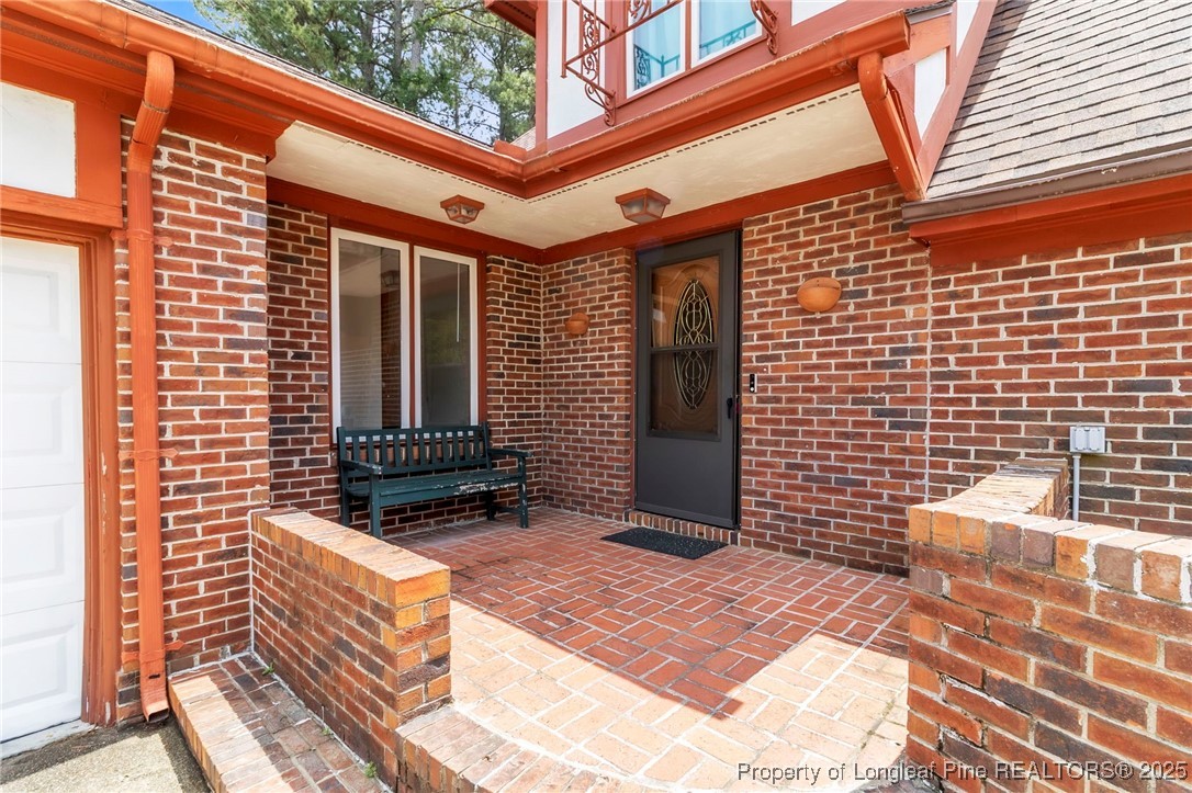 408 Gleneagles Court