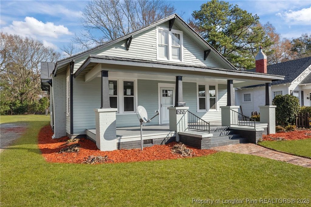 Photo of 220 Beaman Street, Clinton, NC 28328 (MLS # 755234)