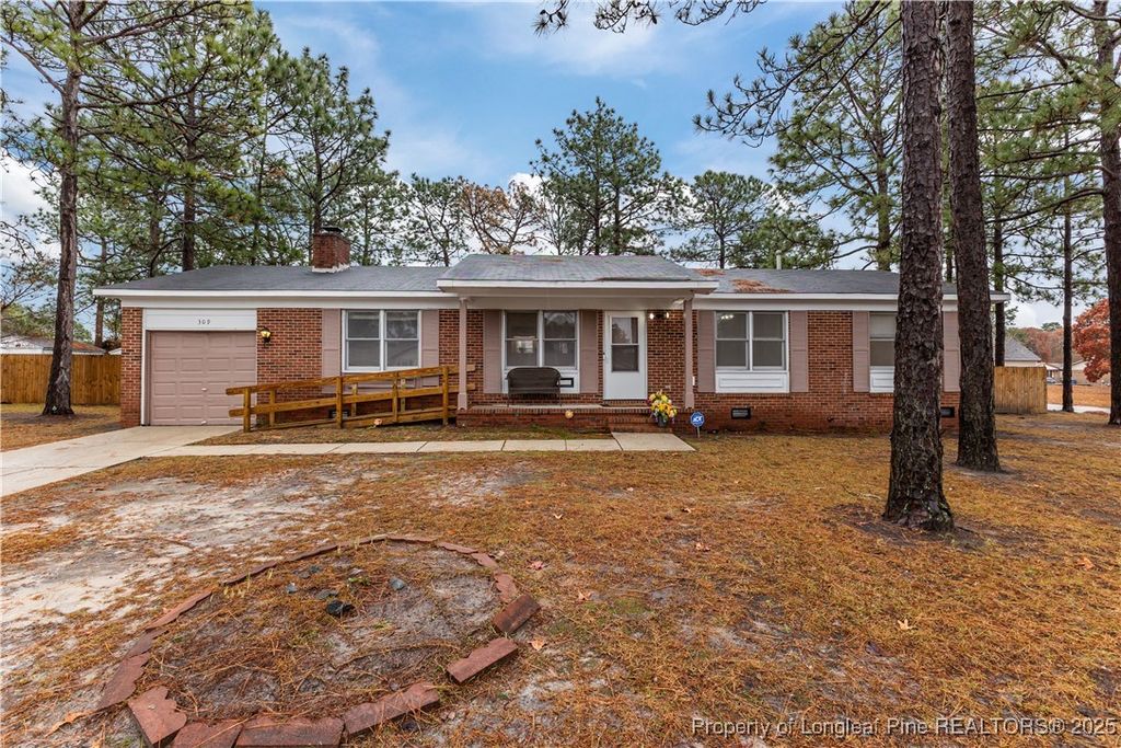 Photo of 309 Brass Court, Fayetteville, NC 28311 (MLS # 754228)