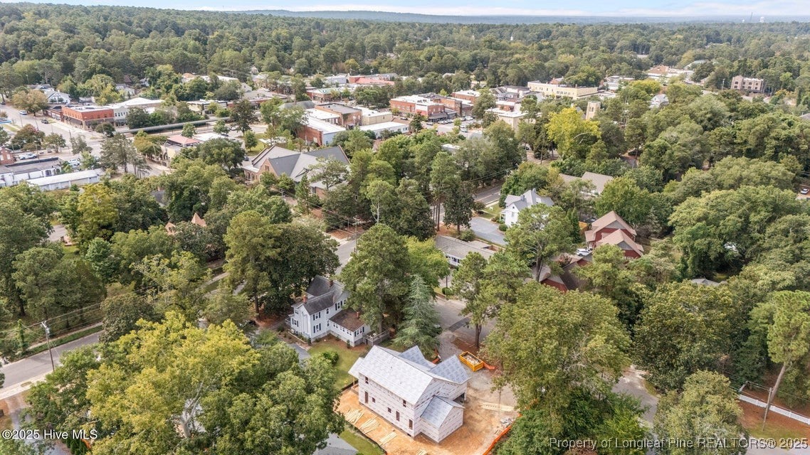 245 W Connecticut Avenue