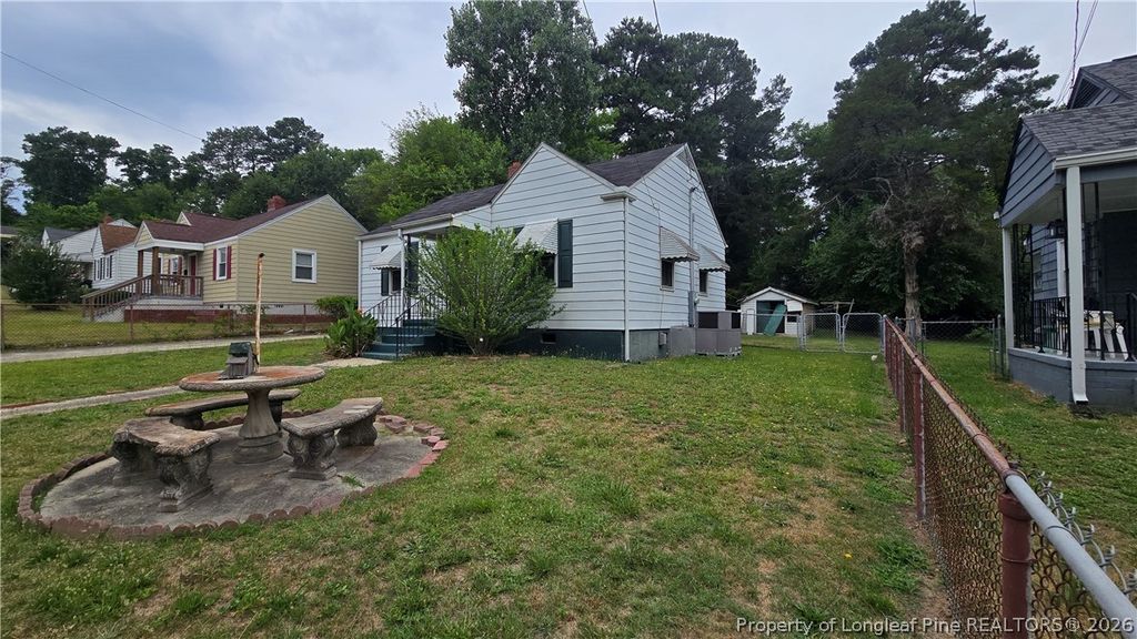 Photo of 115 Mullins Avenue, Fayetteville, NC 28301 (MLS # 764323)