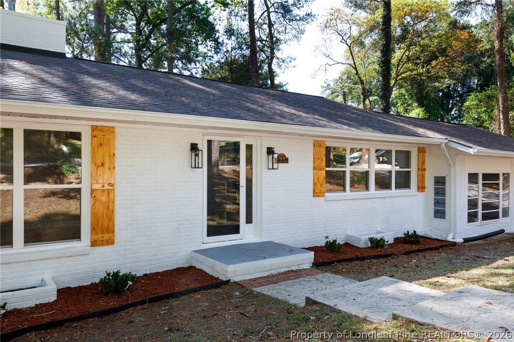 Photo of 1404 Valencia Drive, Fayetteville, NC 28303 (MLS # 771273)
