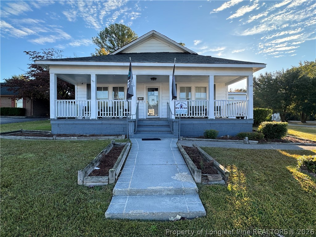Photo 1 of 17 — 225 S Main Street, Raeford, NC 28376