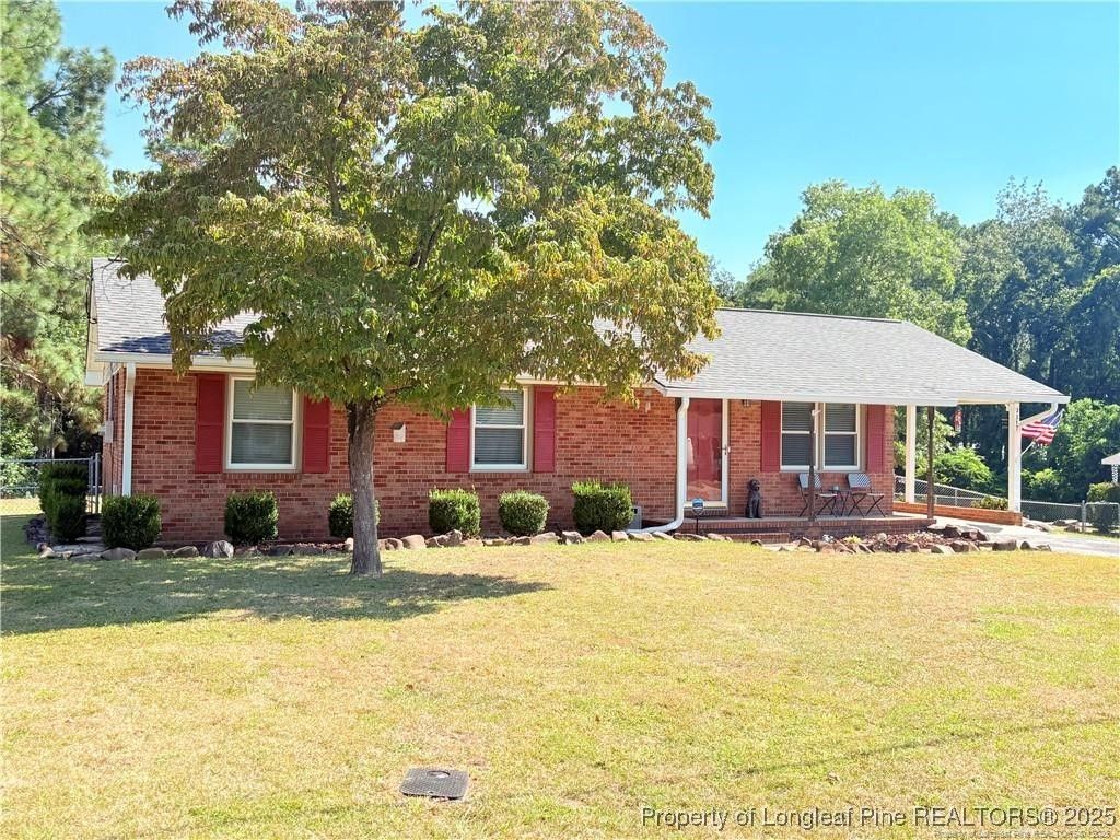 Photo of 3317 Forest Lake Drive, Hope Mills, NC 28348 (MLS # 751400)