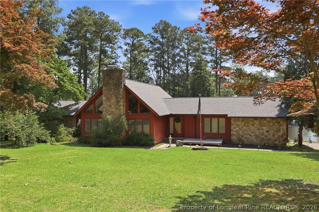 Photo of 2107 Pinewood Terrace, Fayetteville, NC 28304 (MLS # 764553)