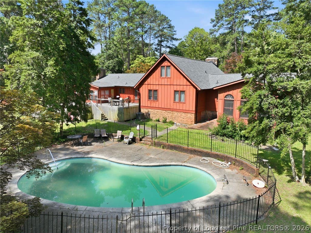 Photo of 2107 Pinewood Terrace, Fayetteville, NC 28304 (MLS # 764553)