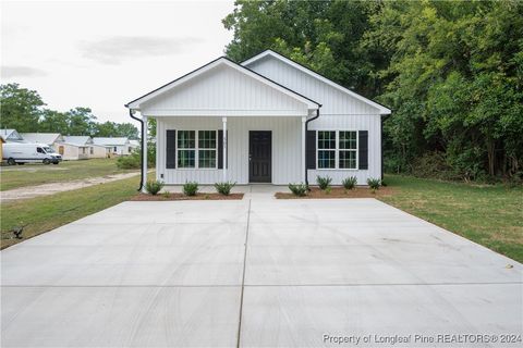 A home in Dunn