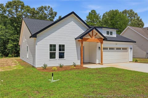 Tiny photo for 211 E 7th Avenue, Raeford, NC 28376 (MLS # 767828)