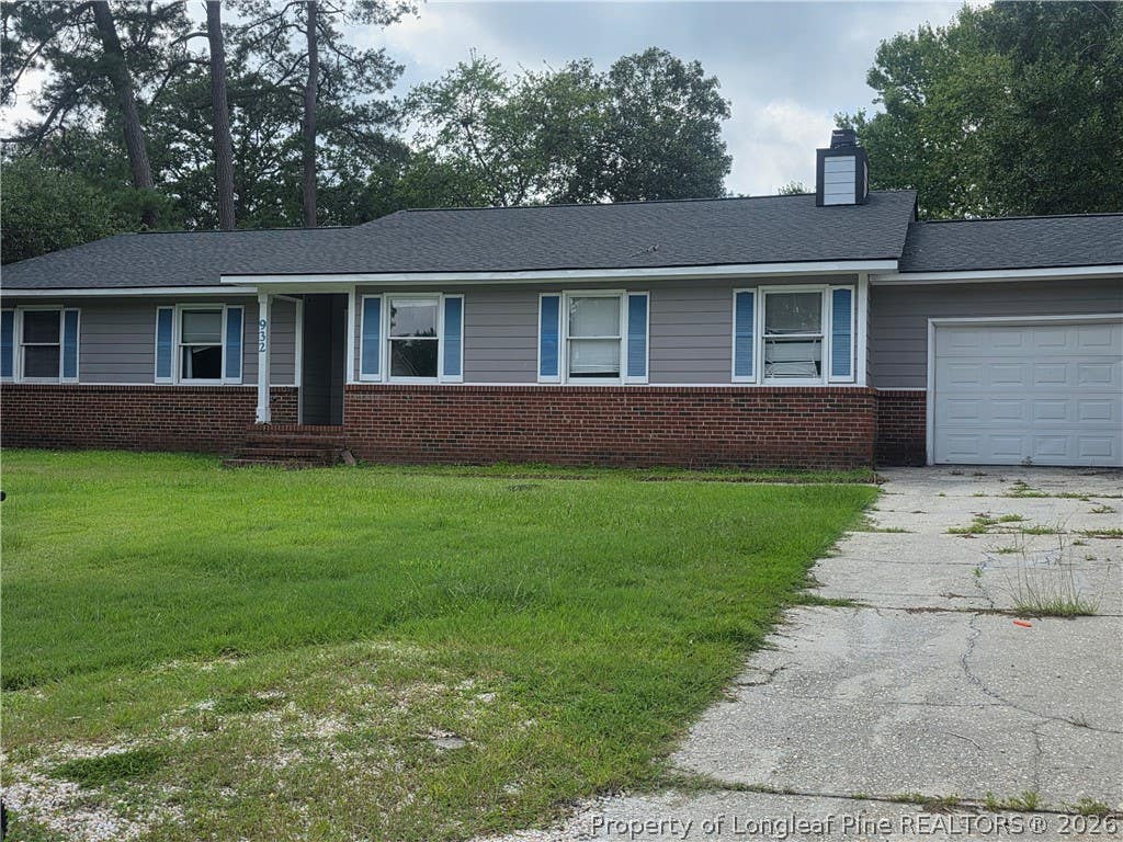 Photo of 932 Brookridge Drive, Fayetteville, NC 28314 (MLS # 767092)