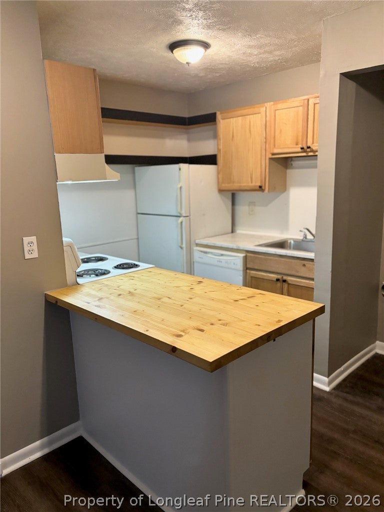Photo of 1128 SOUTHWOOD,#4 Drive, Fayetteville, NC 28314 (MLS # 771040)