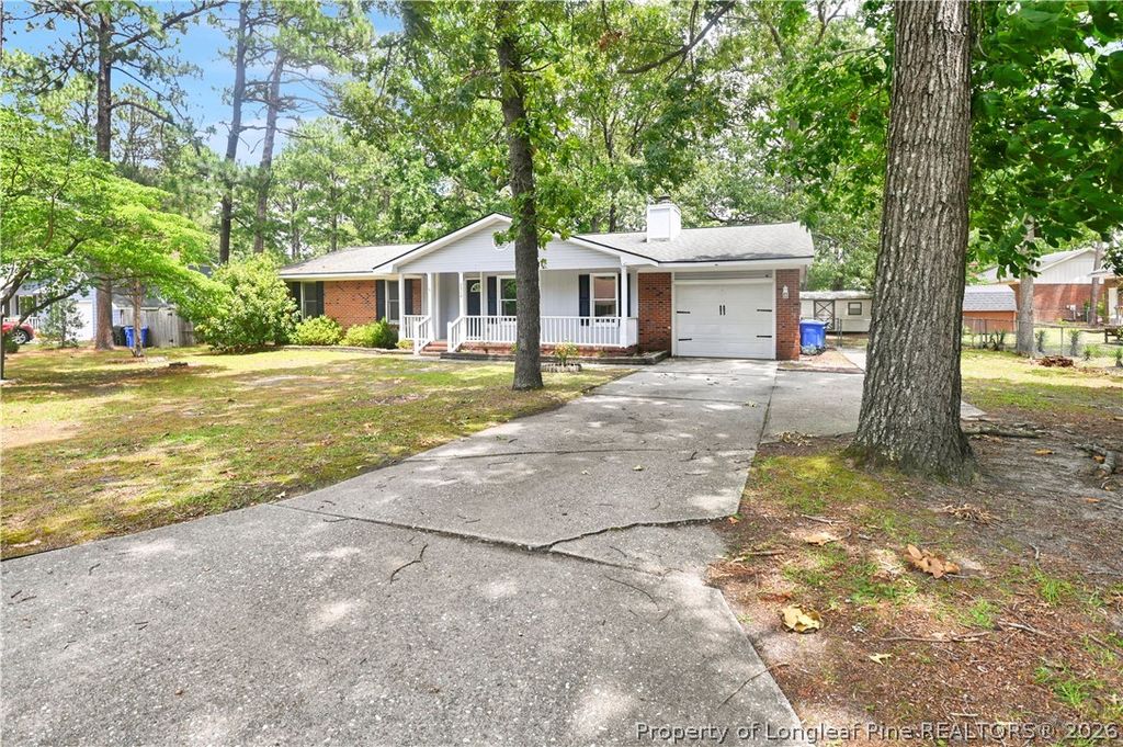 Photo of 7316 Reedy Creek Drive, Fayetteville, NC 28314 (MLS # 765390)