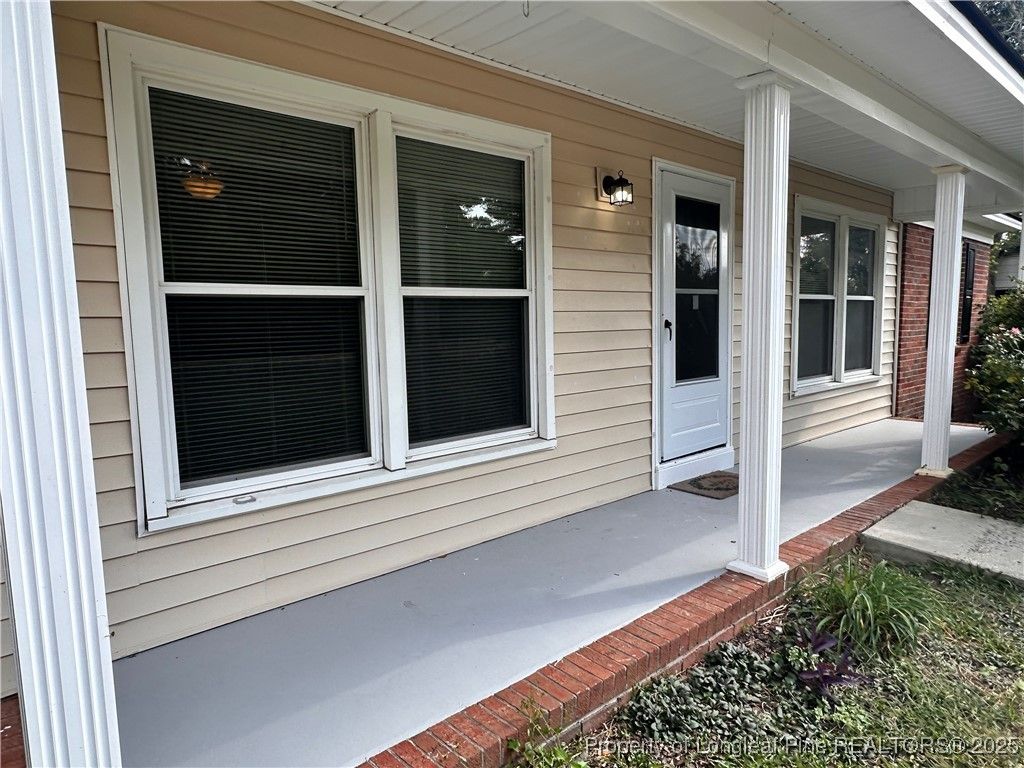 Photo of 1109 Strickland Bridge Road, Fayetteville, NC 28304 (MLS # 754487)