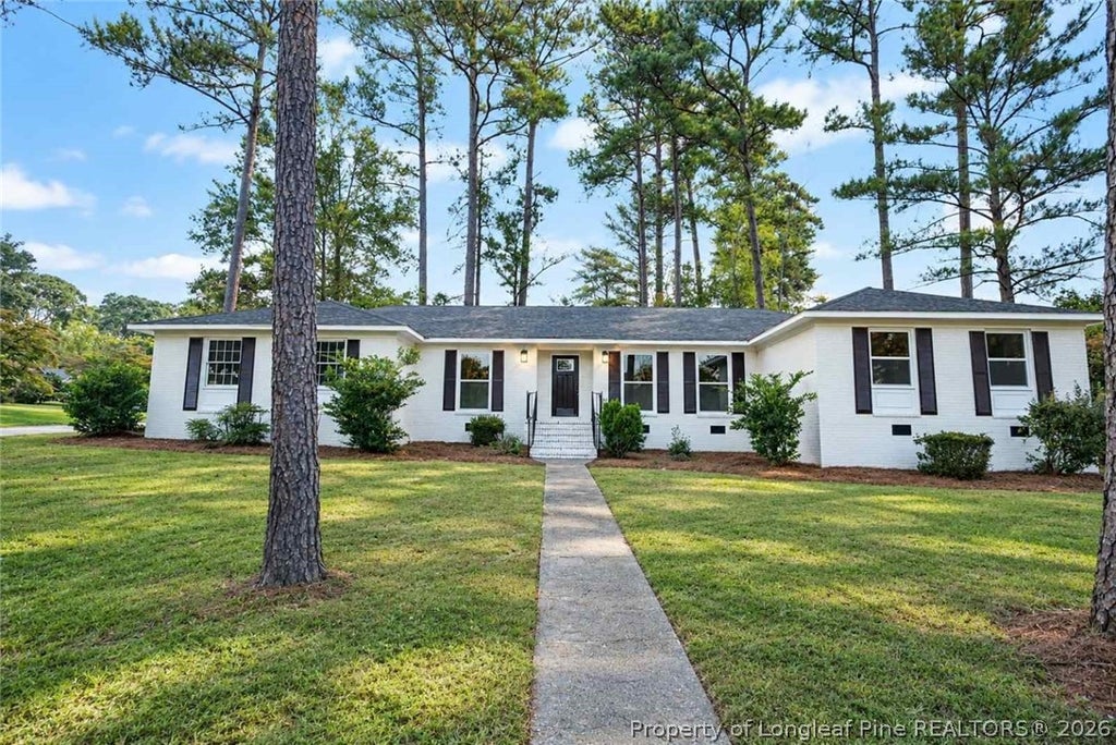 Photo of 5714 Weatherford Road, Fayetteville, NC 28303 (MLS # 771276)