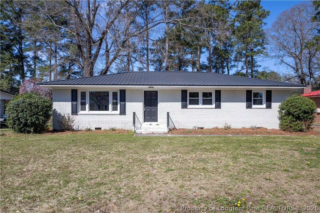 Photo of 411 Lafayette Street, Clinton, NC 28328 (MLS # 760755)