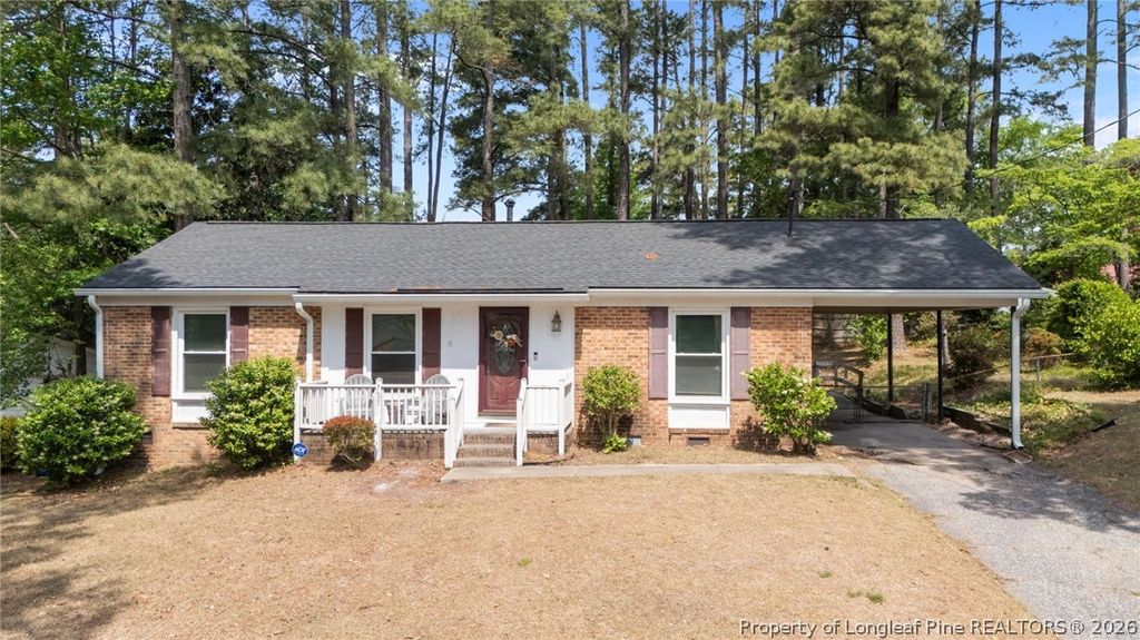 Photo of 705 Rockwood Drive, Fayetteville, NC 28311 (MLS # 762210)