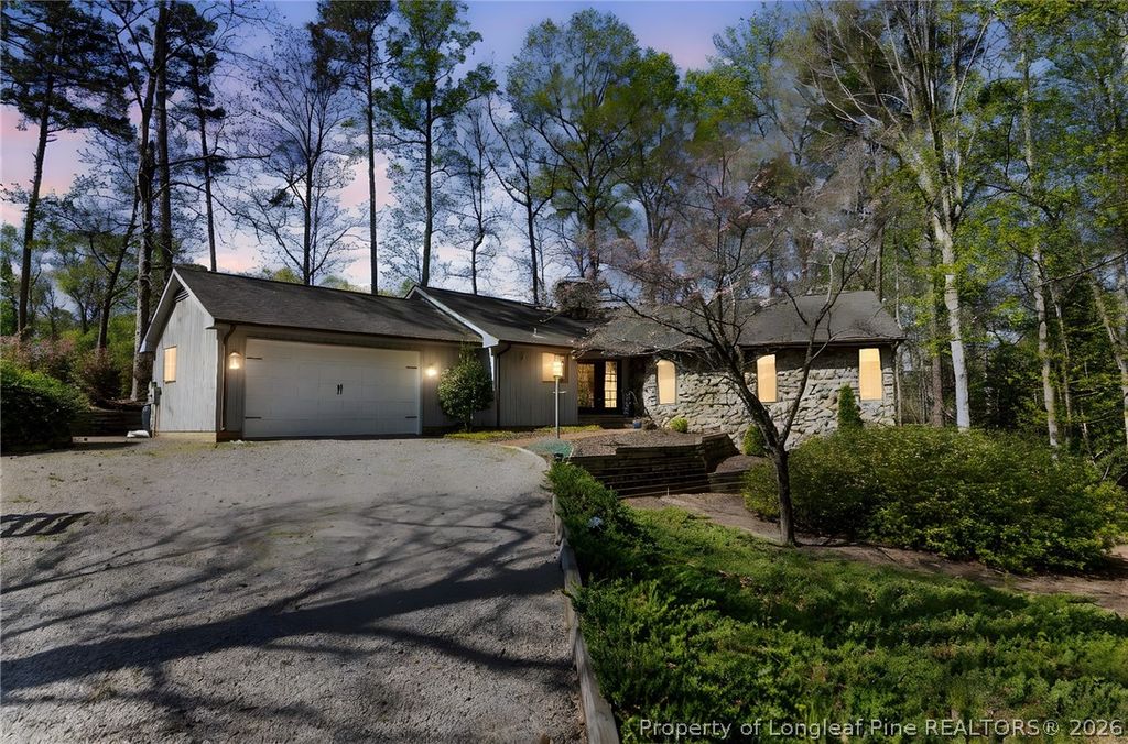 Photo of 726 Piccadilly Court, Sanford, NC 27332 (MLS # 758389)