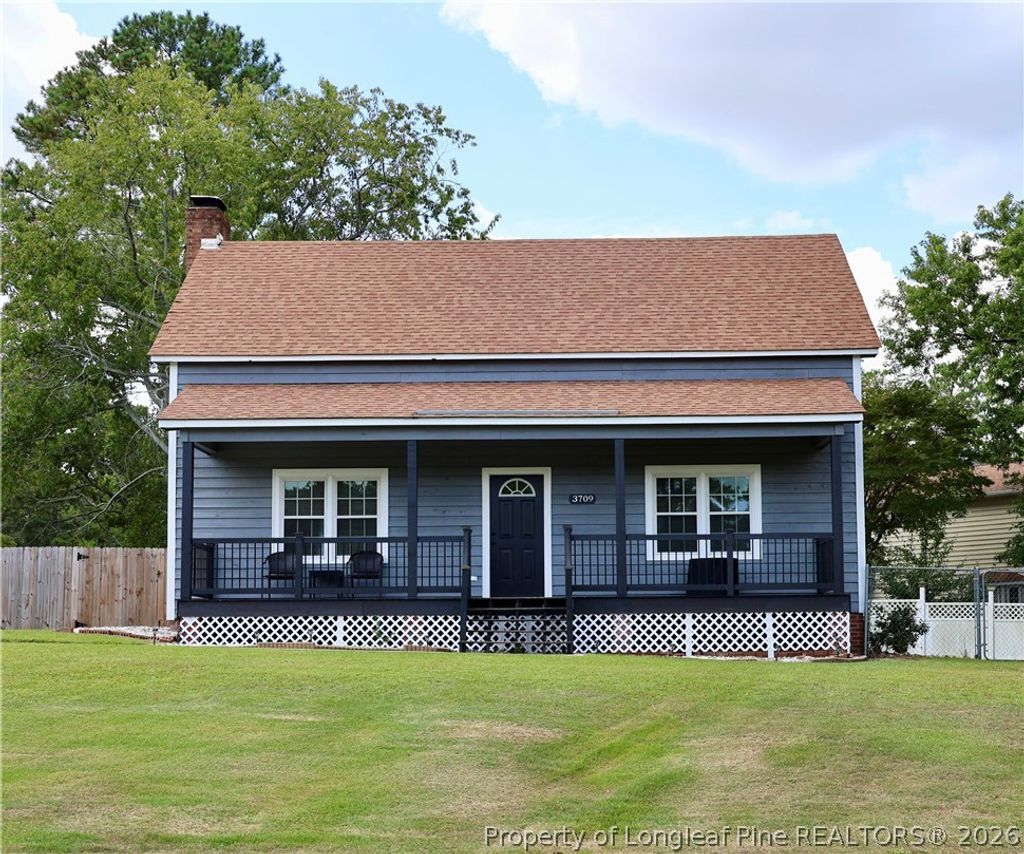 Photo of 3709 Clearwater Drive, Fayetteville, NC 28311 (MLS # 759714)