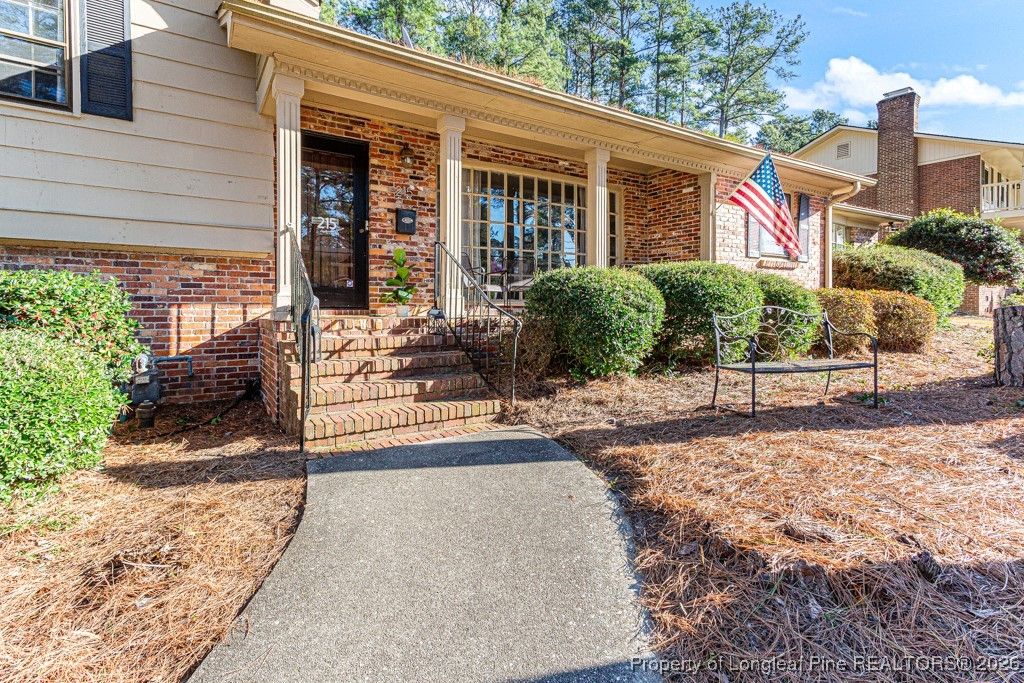 Photo of 215 Northview Drive, Fayetteville, NC 28303 (MLS # 755381)