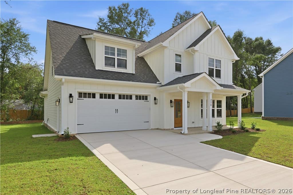 Photo of 228 Telluride Court, Aberdeen, NC 28315 (MLS # 767453)