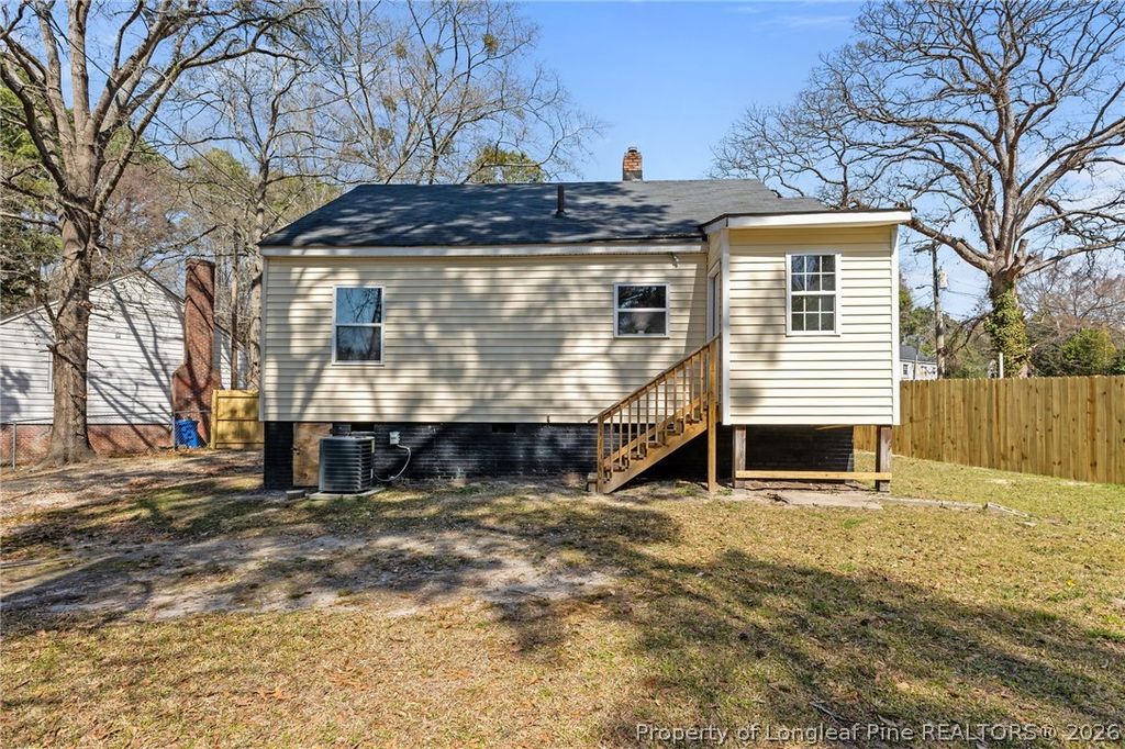 Photo of 239 Windsor Drive, Fayetteville, NC 28301 (MLS # 758700)
