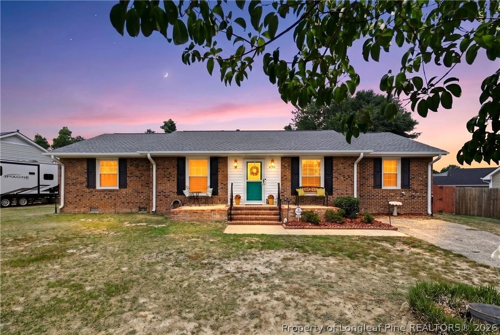 Photo of 430 Saddle Ridge Road, Fayetteville, NC 28311 (MLS # 764137)