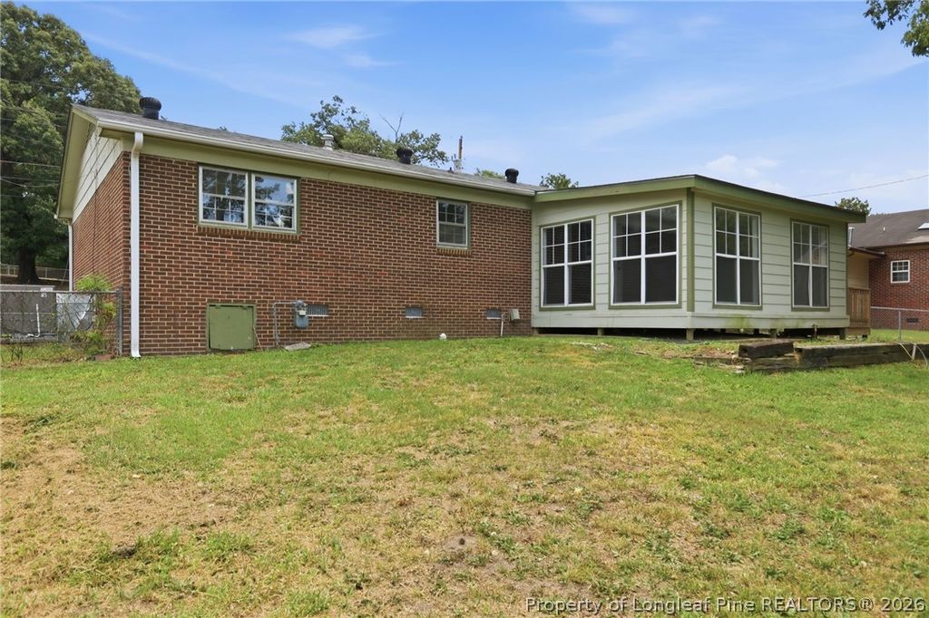 Photo of 406 Lansdowne Road, Fayetteville, NC 28314 (MLS # 764300)