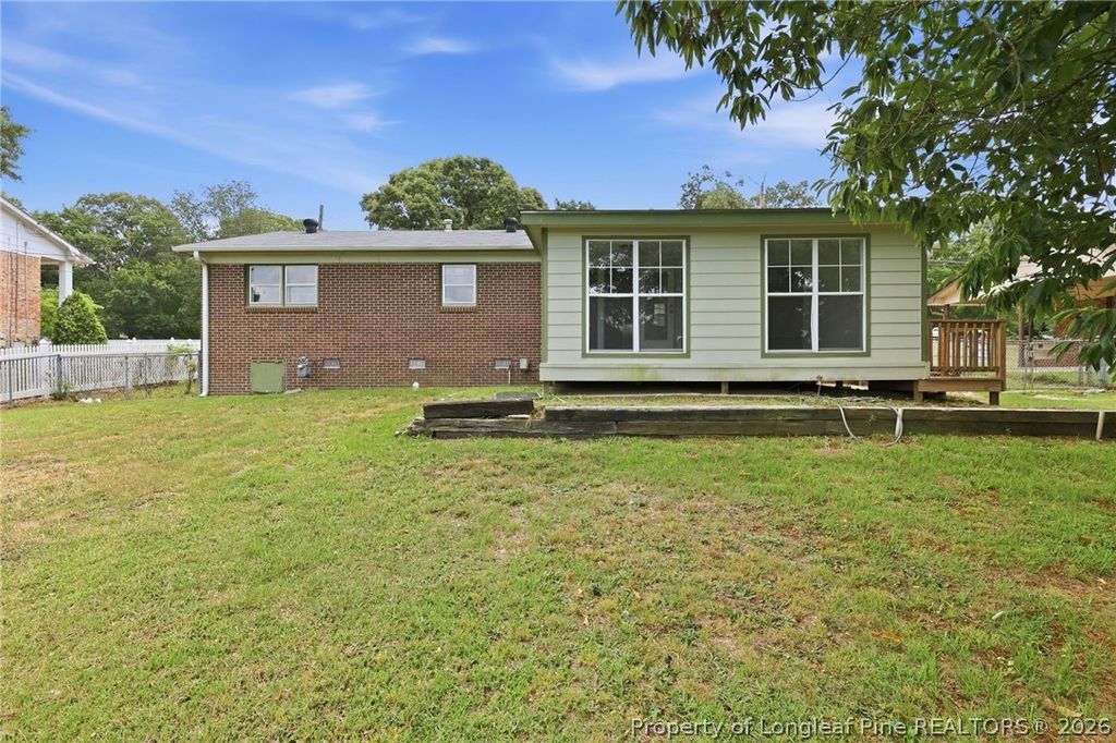 Photo of 406 Lansdowne Road, Fayetteville, NC 28314 (MLS # 764300)