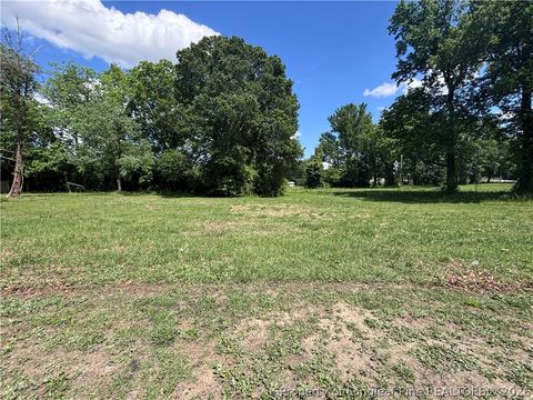 Tiny photo for 305 S Seneca Street, Lumberton, NC 28358 (MLS # 762681)