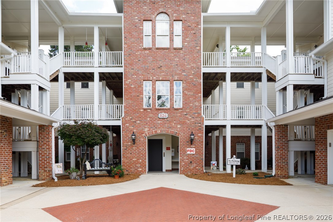 Photo 1 of 30 — 824 Sage Creek Lane, Fayetteville, NC 28305