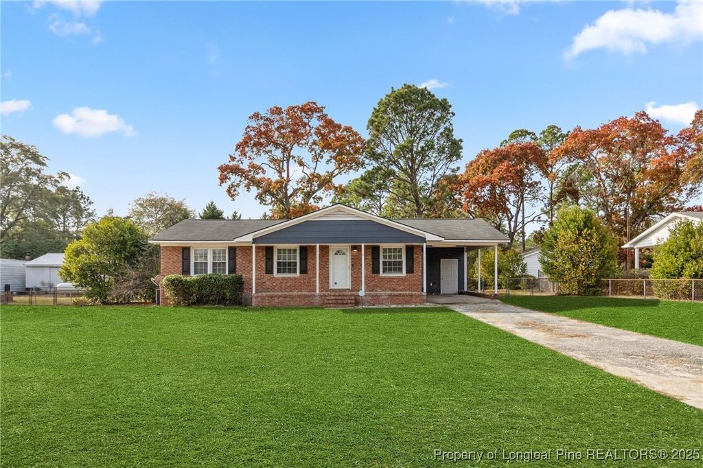 Photo of 2554 Bel Aire Street, Fayetteville, NC 28306 (MLS # 753368)
